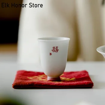 2pc/Set Fosco Branco de Cerâmica Cheiro Puro Taça Manuscritas de Felicidade Dupla Flor Deus Copa Juxiang Copa do Casamento de Kung Fu Conjunto de Chá em 25 ml