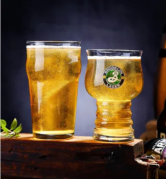 A impressão do logotipo de cerveja de vidro copos de vinho de casamento copos de cerveja de copo de vidro de coquetel de wiskey de vidro