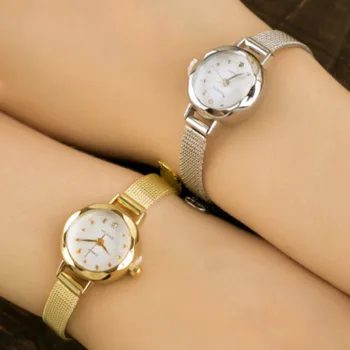 Relógios de quartzo Mulheres Pulseira de Malha de Metal, Pequeno E Requintado de Discagem, Elegante E Casual Watch Mulheres