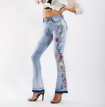 Tamanho S-4XL Elástico Flor Bordado Flare Jeans para Mulheres de Estilo Retro Sino Inferior Skinny Jeans Outono de Calças de Mulher